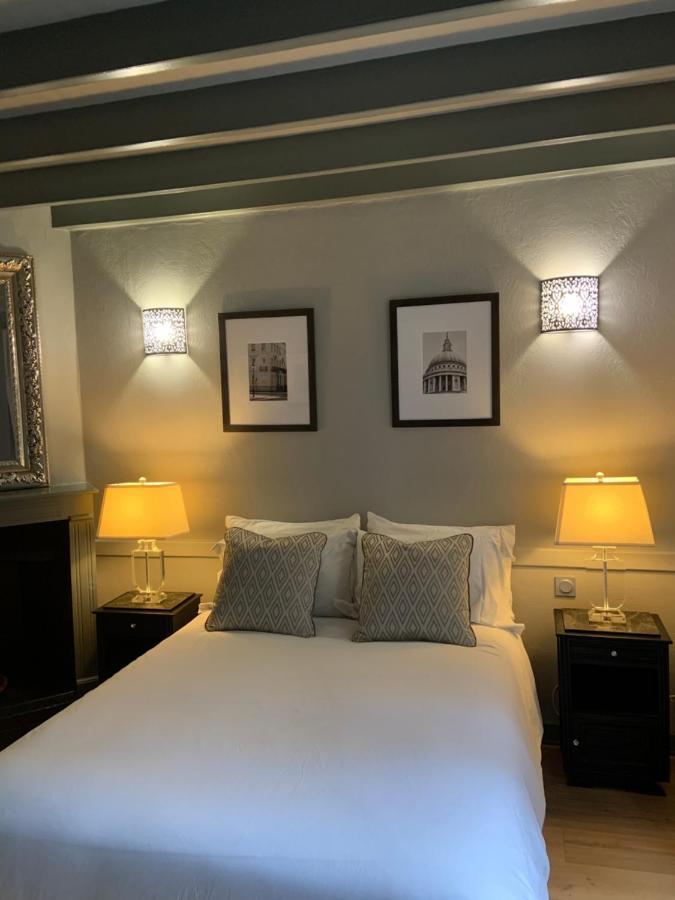 Bed and Breakfast Le Petit Manoir Brux Exterior foto