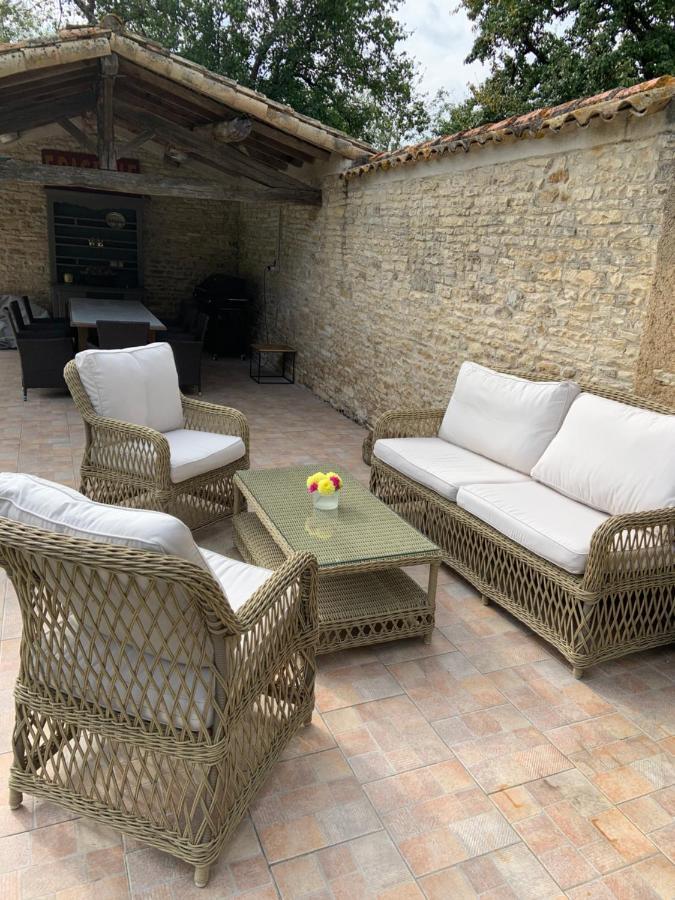 Bed and Breakfast Le Petit Manoir Brux Exterior foto
