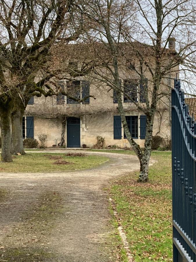 Bed and Breakfast Le Petit Manoir Brux Exterior foto